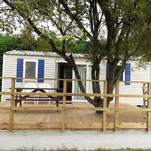 Les Mobile De Kerroyal Camping Garlan